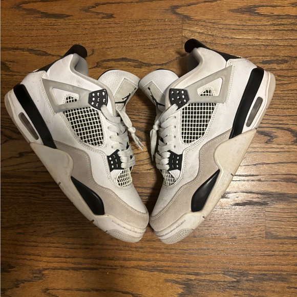Jordan 4 Thunder (with box)